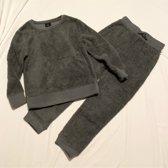 Kyodan Fuzzy Sweater and Pants Set Girls Size Medium 10/12 - Picture 16 of 16
